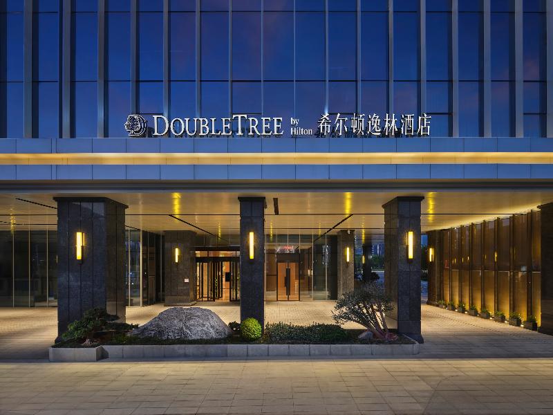 DoubleTree by Hilton Zhengzhou East — general view