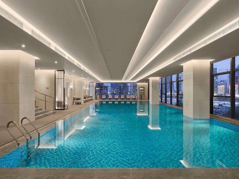 DoubleTree by Hilton Zhengzhou East — exterior view