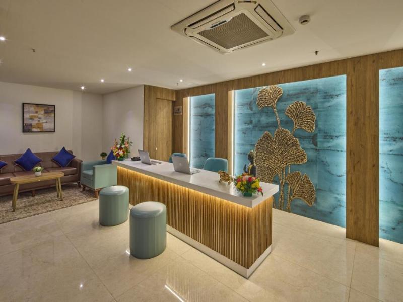 Grand Continent Hotel, Brookefield image