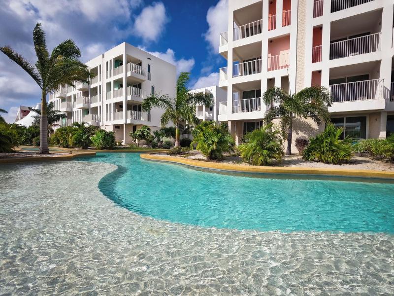 Chogogo Dive & Beach Resort Bonaire image