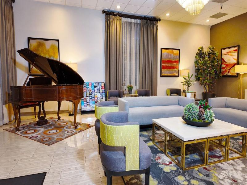 Alhambra Hotel image