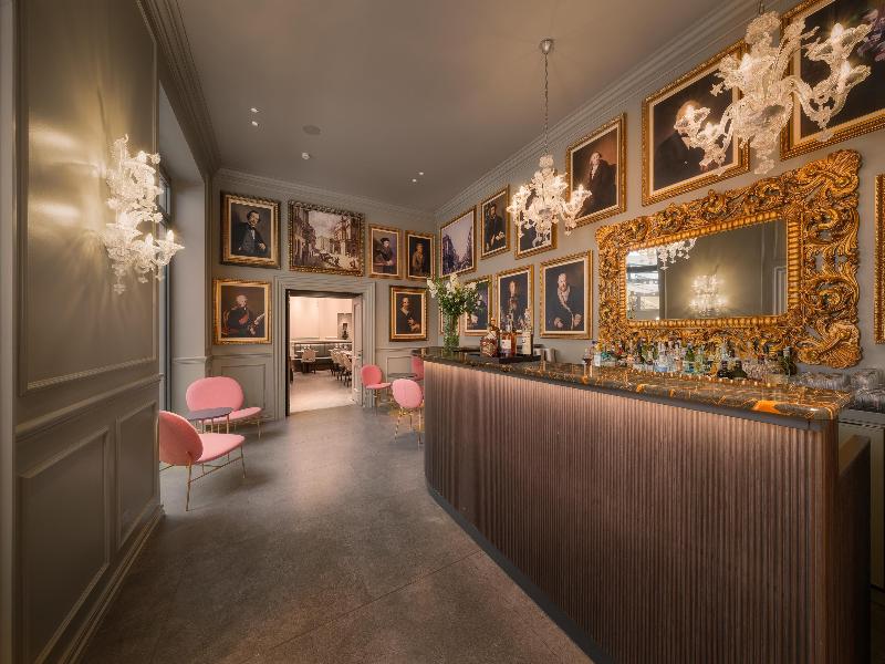 Worldhotel Casati 18 image