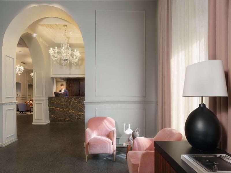 Worldhotel Casati 18 image