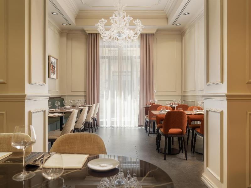Worldhotel Casati 18 image