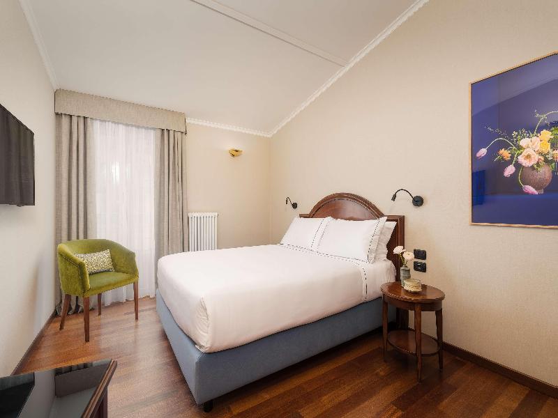 Worldhotel Casati 18 image