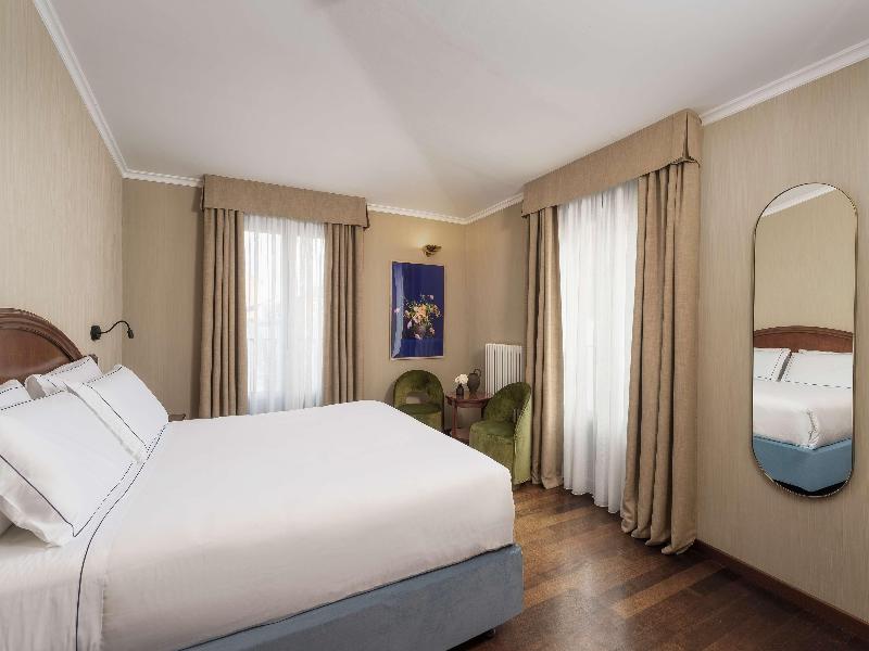 Worldhotel Casati 18 image