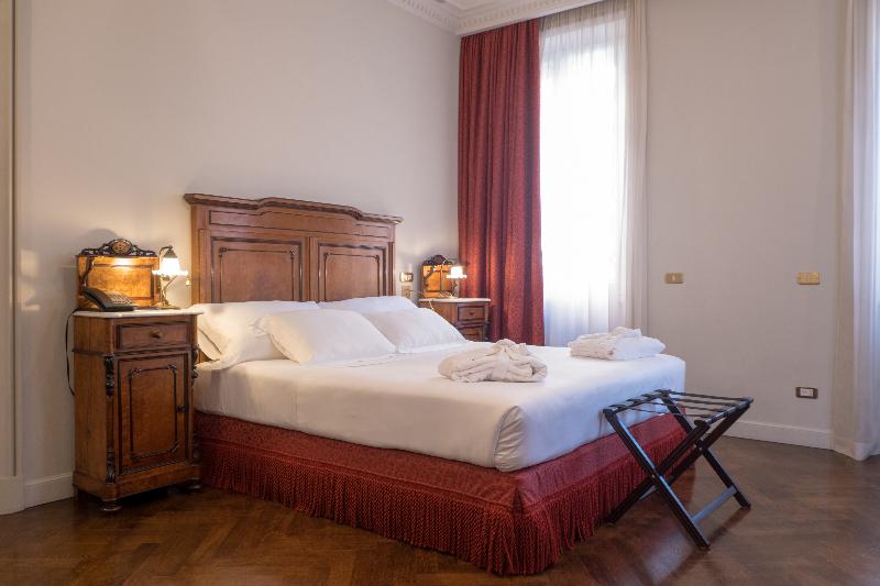 Hotel Locarno
