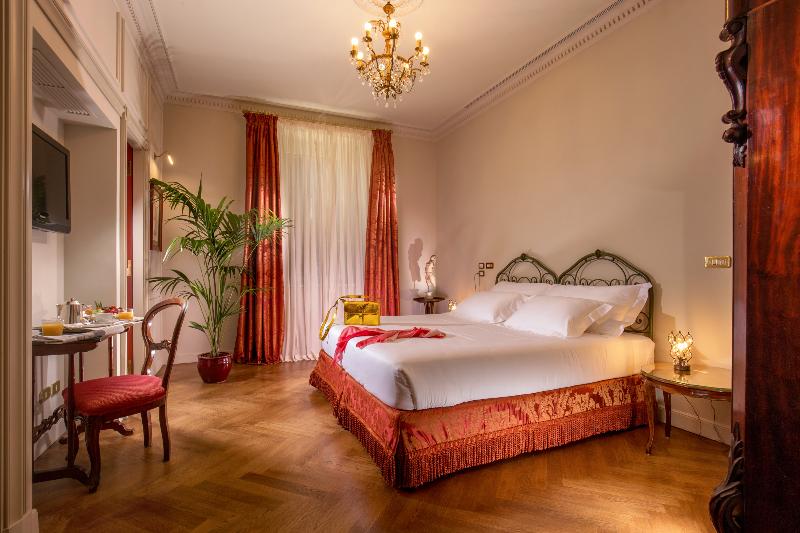 Hotel Locarno