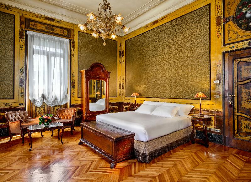 Hotel Locarno