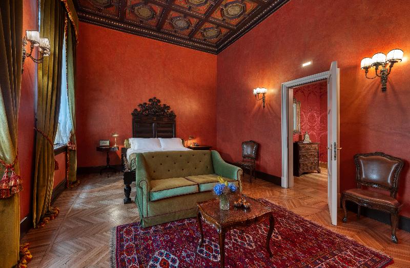 Hotel Locarno