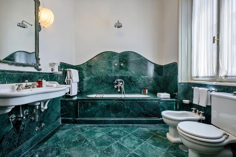 Hotel Locarno