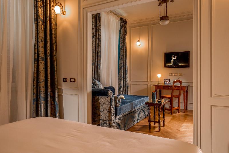 Hotel Locarno