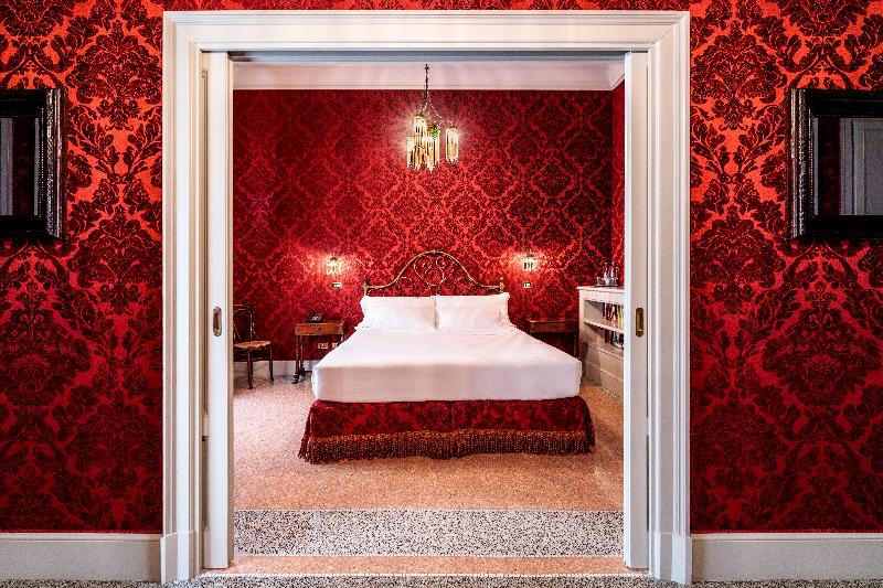 Hotel Locarno