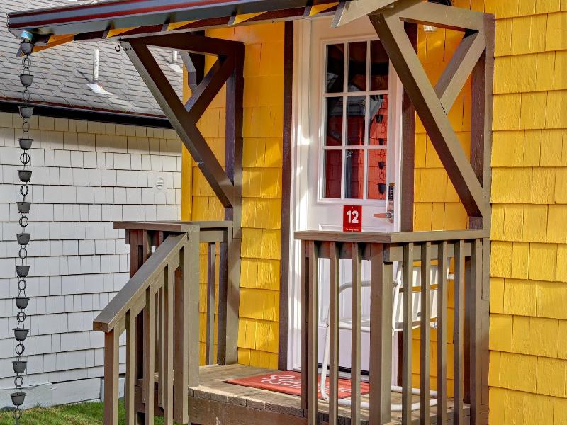 The Seaview Cottages image