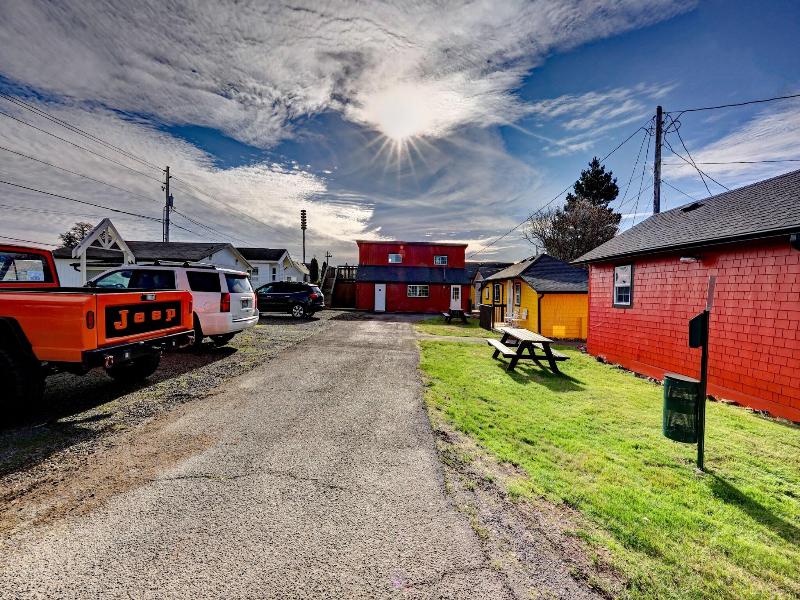 The Seaview Cottages image