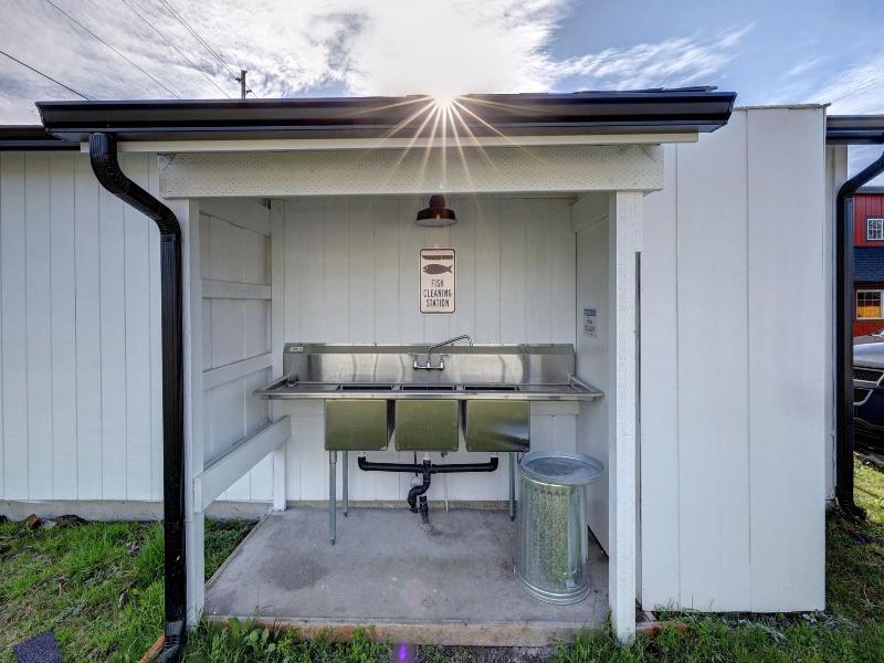 The Seaview Cottages image