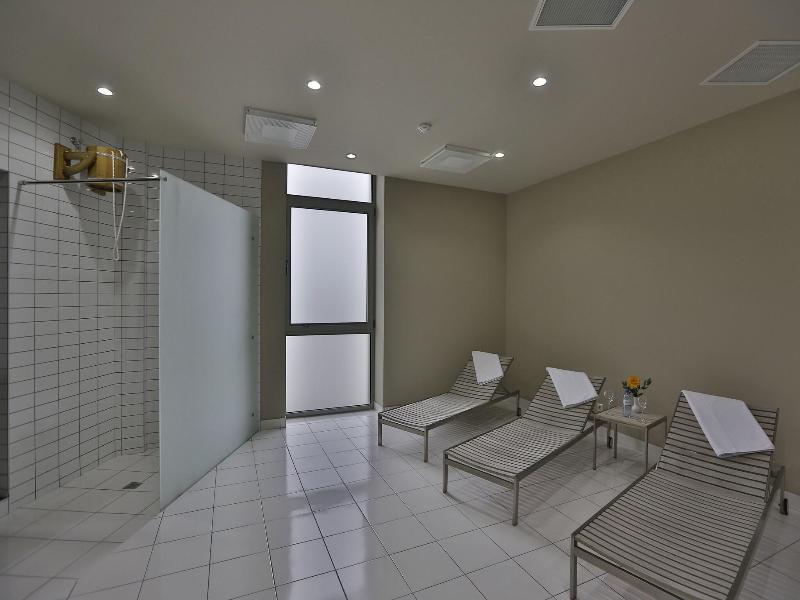 Homebridge Hotel Apartments image