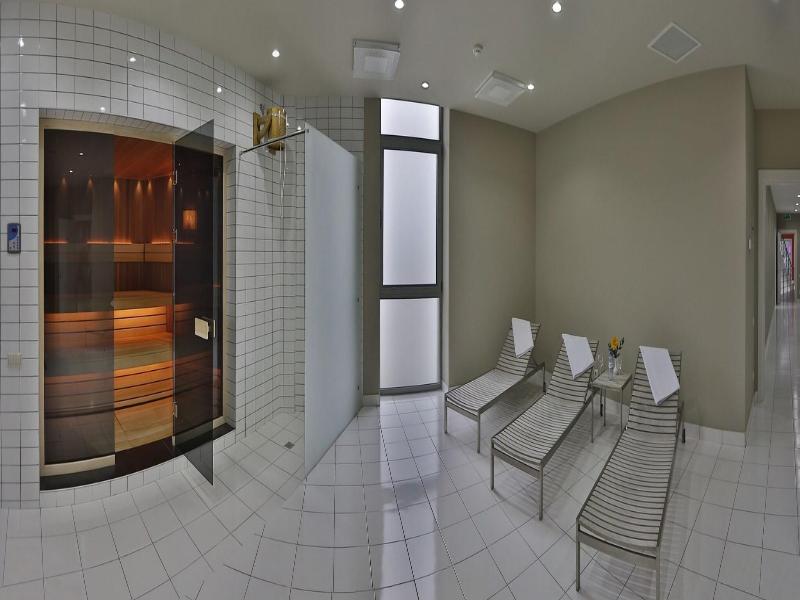 Homebridge Hotel Apartments image
