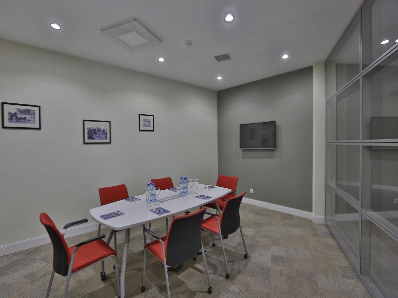 Homebridge Hotel Apartments image