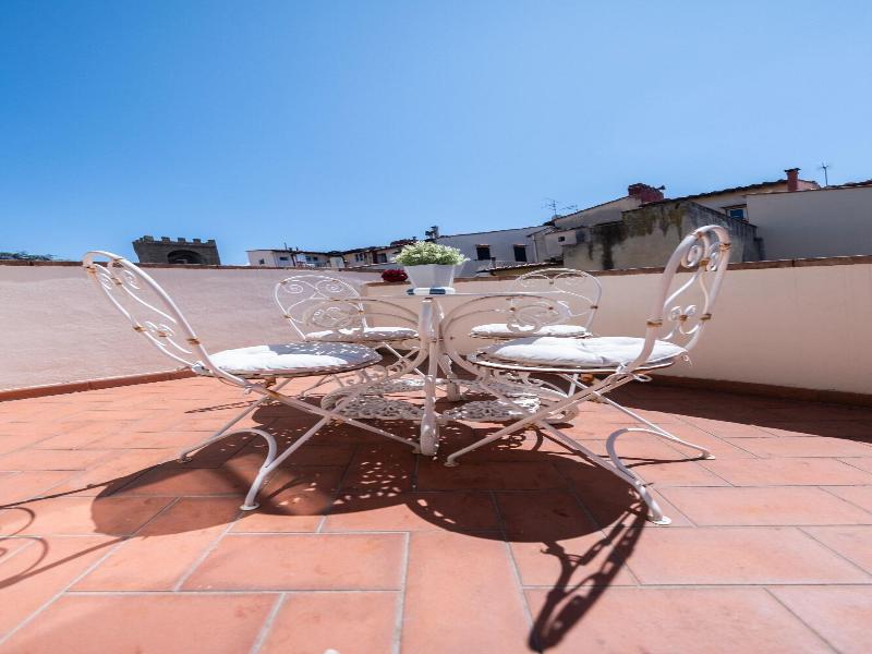 Serristori Palace Residence image