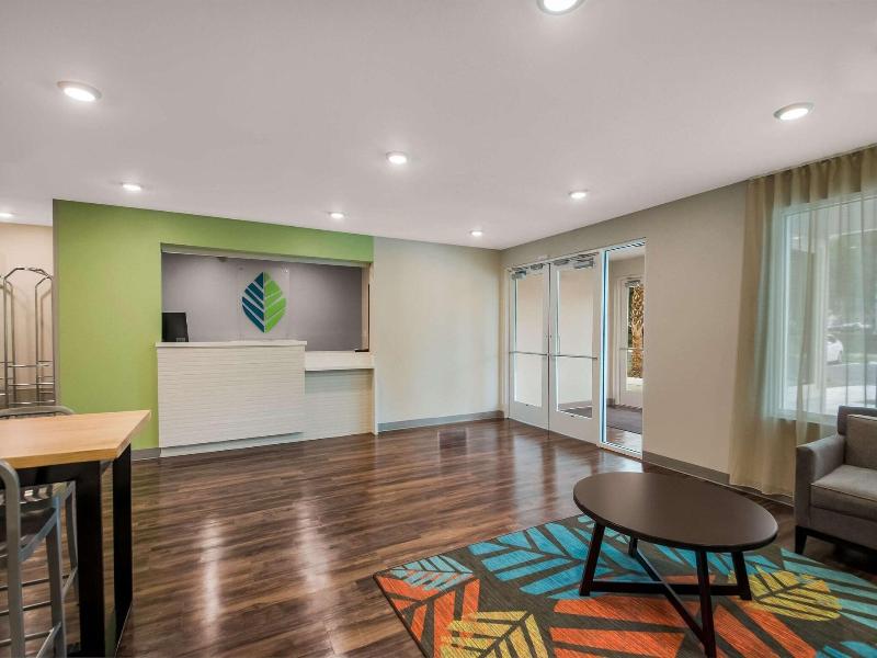 Woodspring Suites Inverness image