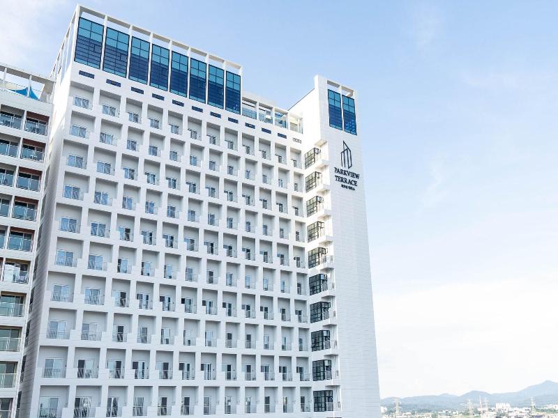 Parkview Terrace Hotel image