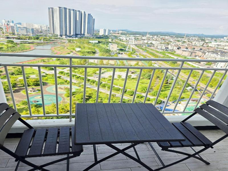 Parkview Terrace Hotel image