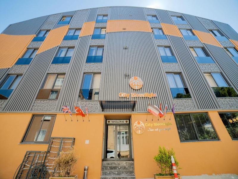 City Moonlight Apart Hotel image