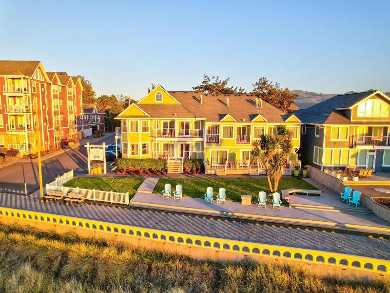 Inn Of The Four Winds Oceanfront Seaside image