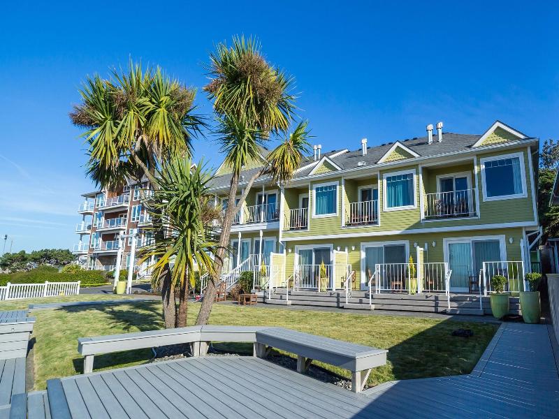 Inn Of The Four Winds Oceanfront Seaside image
