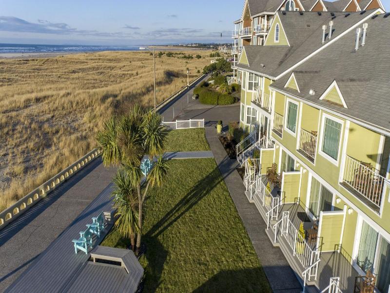 Inn Of The Four Winds Oceanfront Seaside image
