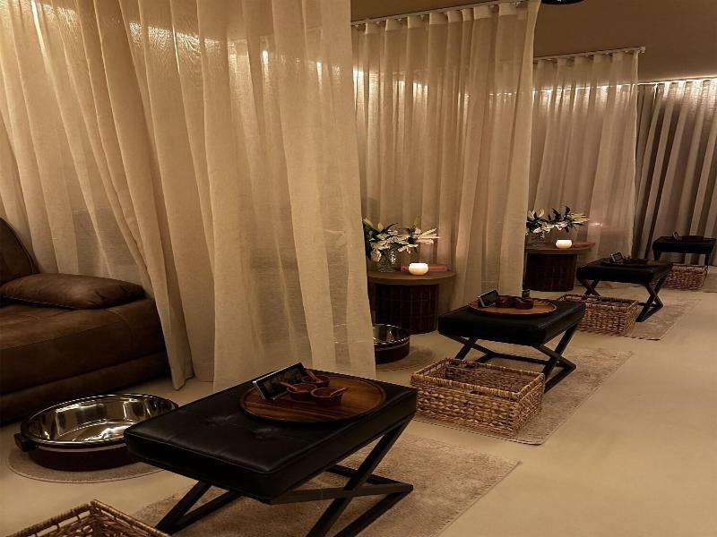 Park Inn By Radisson Hotel & Apartments Kuwait image