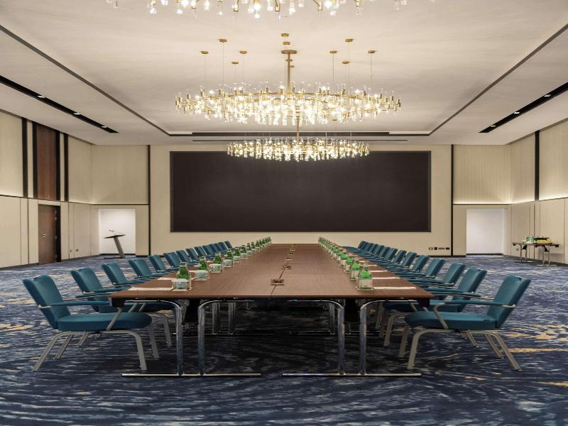 Park Inn By Radisson Hotel & Apartments Kuwait image