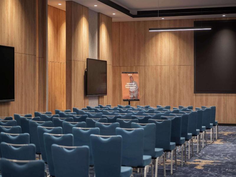 Park Inn By Radisson Hotel & Apartments Kuwait image