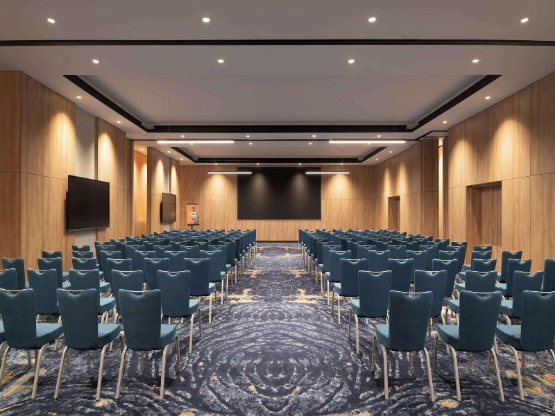 Park Inn By Radisson Hotel & Apartments Kuwait image