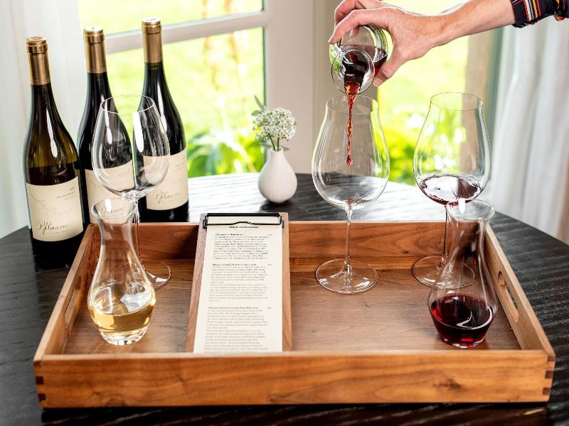 Black Walnut Inn Vineyard image