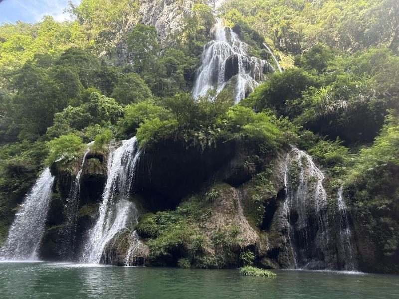 Zhangjiajie National Park Nvue Resorts