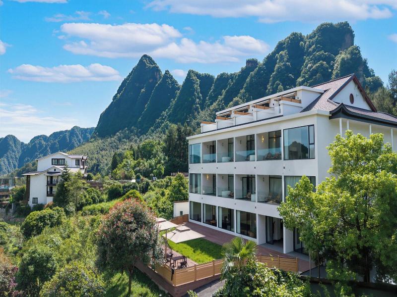 Zhangjiajie National Park Nvue Resorts