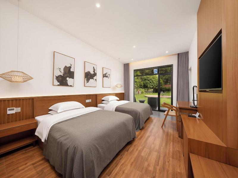 Zhangjiajie National Park Nvue Resorts — photo 23
