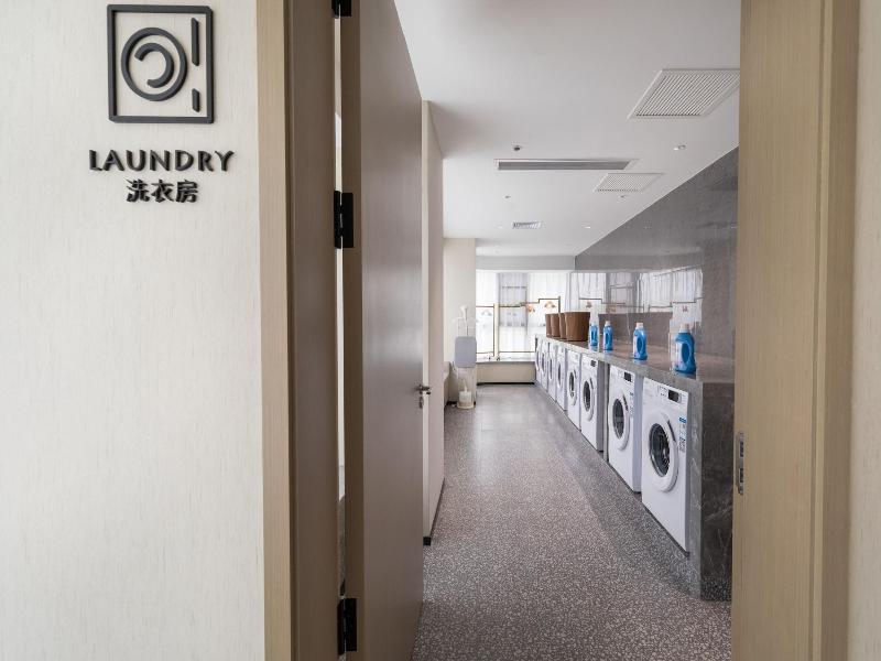 Gz Baiyun Airport Mehood Liz Hotel T1 image