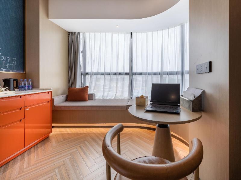 Gz Baiyun Airport Mehood Liz Hotel T1 image