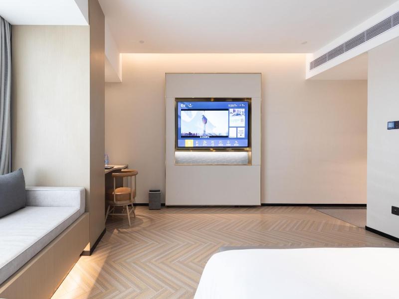 Gz Baiyun Airport Mehood Liz Hotel T1 image