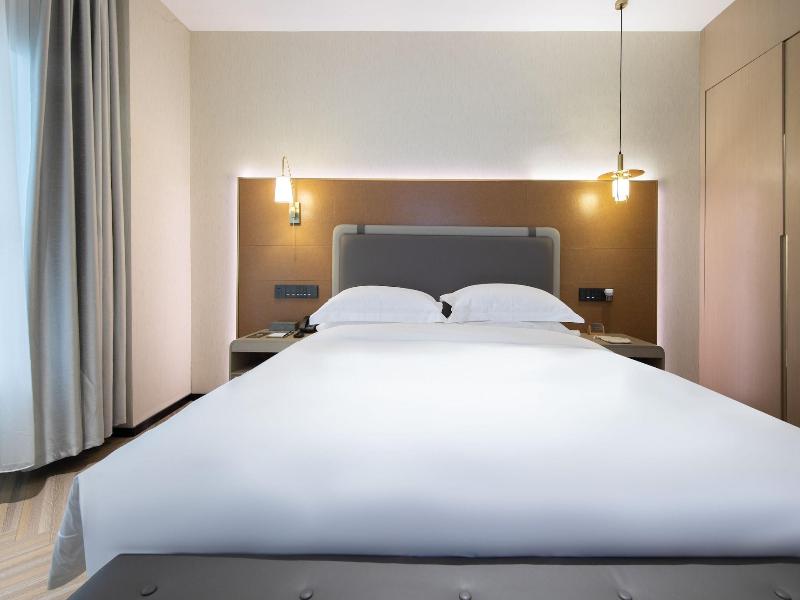 Gz Baiyun Airport Mehood Liz Hotel T1 image