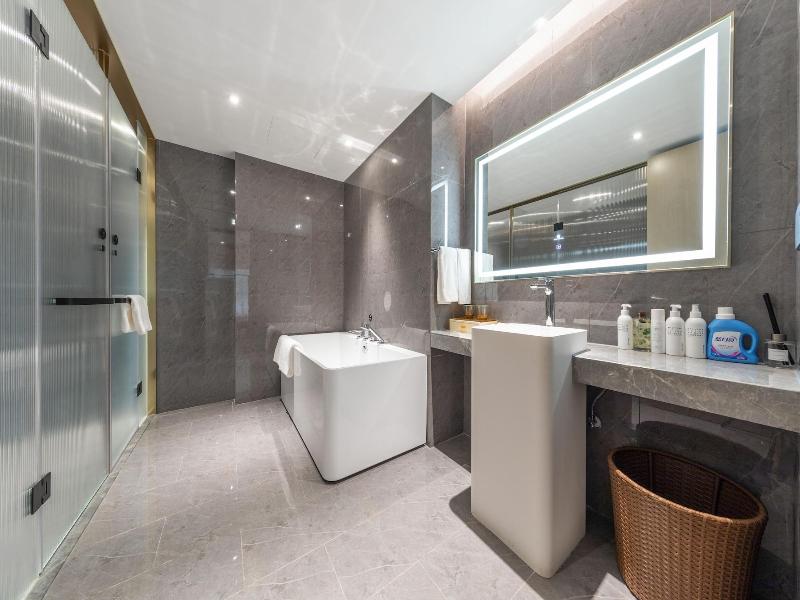 Gz Baiyun Airport Mehood Liz Hotel T1 image