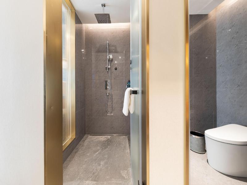 Gz Baiyun Airport Mehood Liz Hotel T1 image