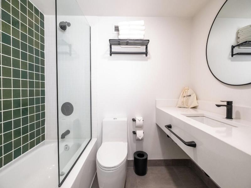 Dayton Vitality Hotel image