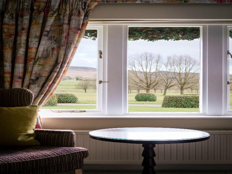 The Devonshire Arms Hotel image