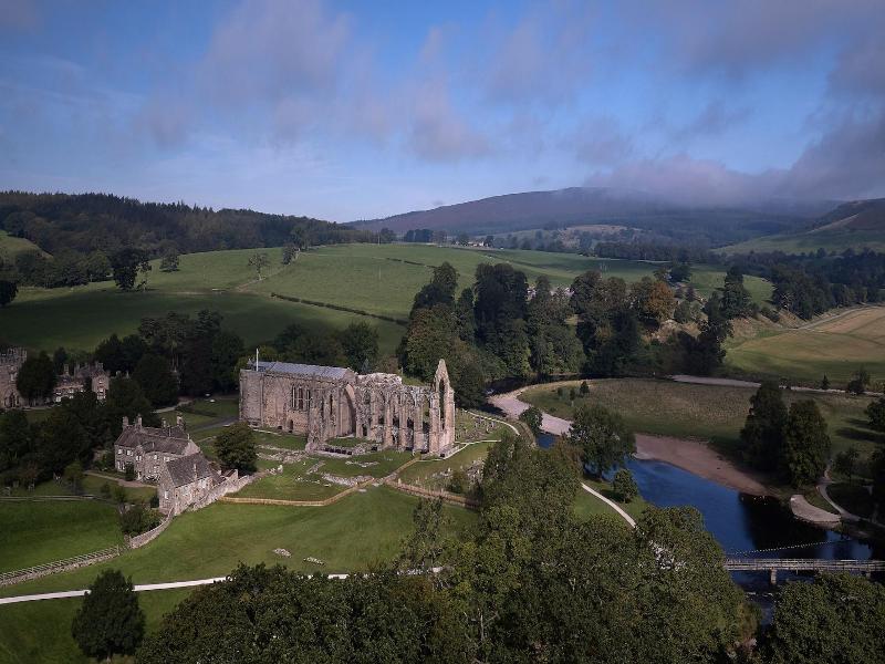 The Devonshire Arms Hotel image