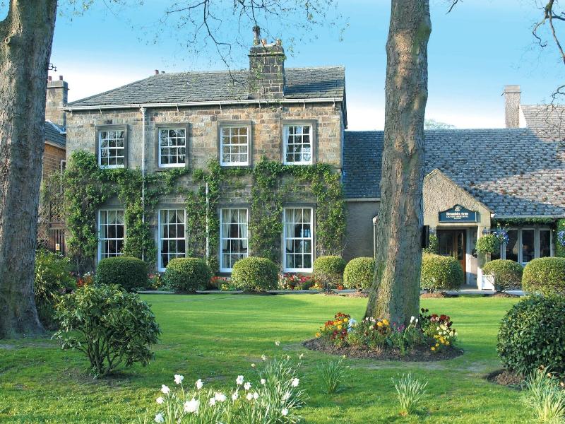 The Devonshire Arms Hotel image