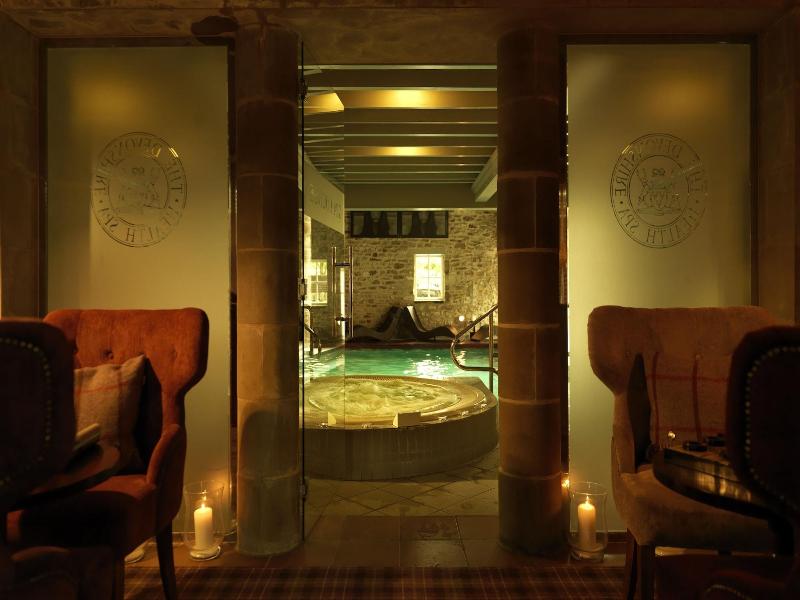The Devonshire Arms Hotel image